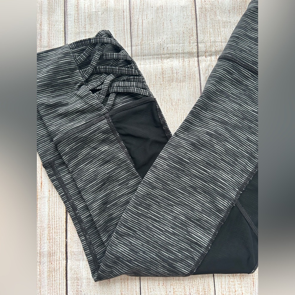 Athleta Gray/Black Mesh Cropped Leggings - Picture 2 of 7